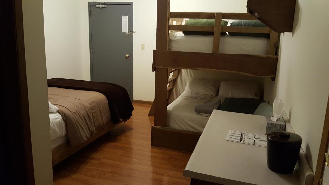 Country Cabins Hotel Chariton Kültér fotó