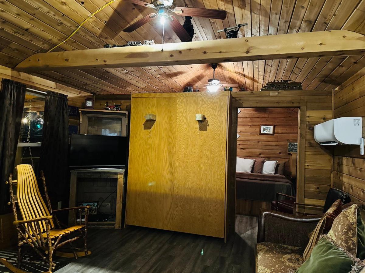 Country Cabins Hotel Chariton Kültér fotó