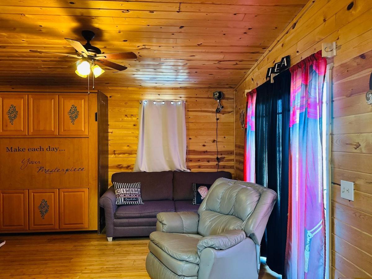 Country Cabins Hotel Chariton Kültér fotó