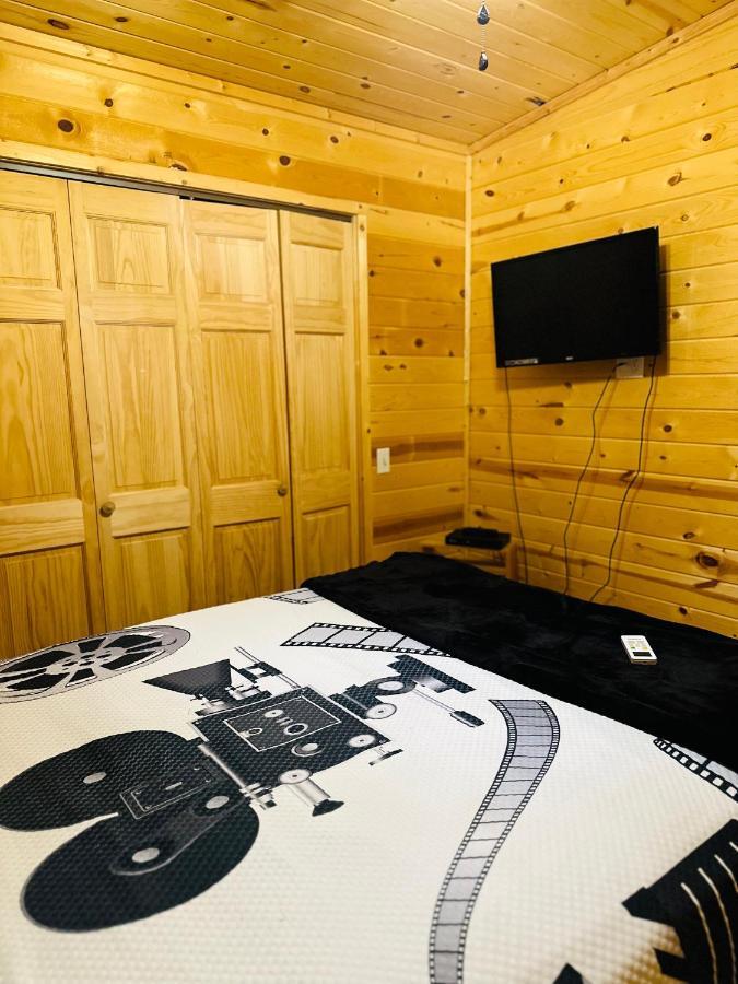Country Cabins Hotel Chariton Kültér fotó